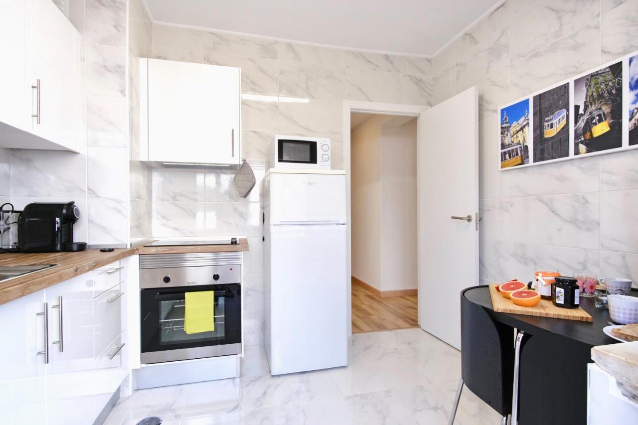 Suite Avenida T2 Quarteira Beach Extérieur photo